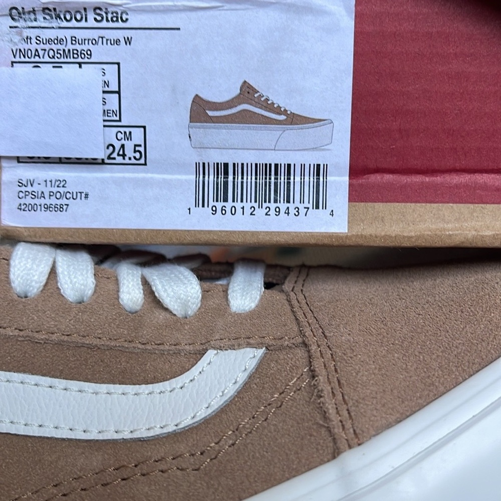 Vans Platform Old Skool Sneakers Tan and White - Picture 16 of 16